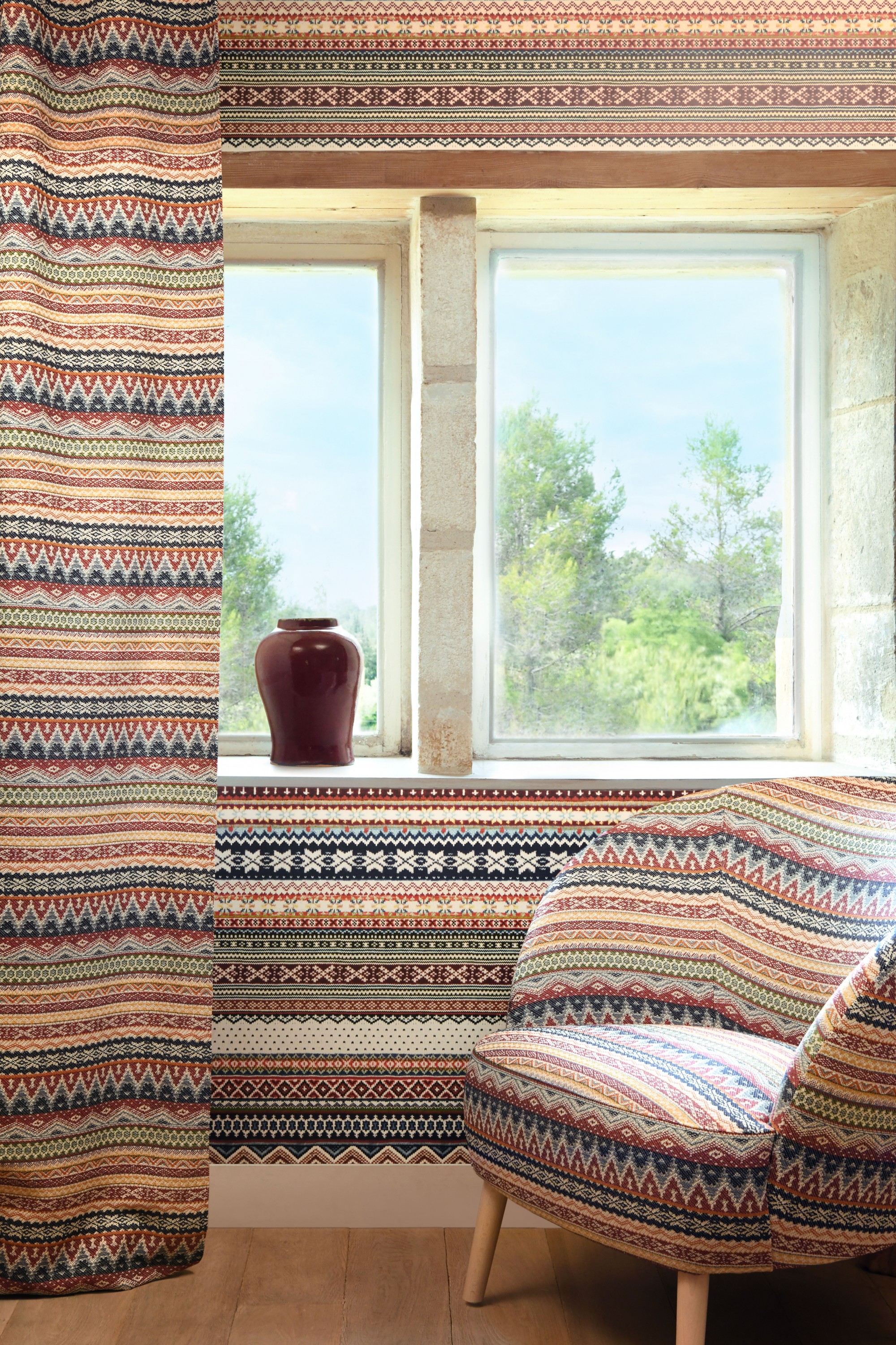 RIDEAUX Irlande , col. Multico PAPIER PEINT Celtic , col. Multico FAUTEUIL Tissu , col. Multico Irlande